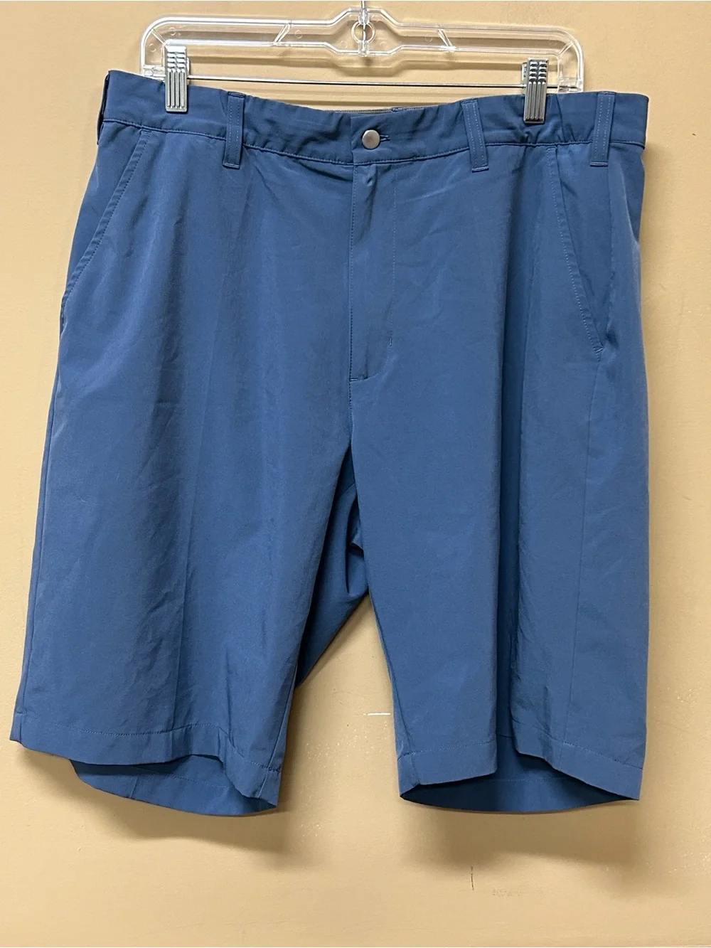 TGW The Golfers World Blue Mens Shorts Size 36 Gripper Waist